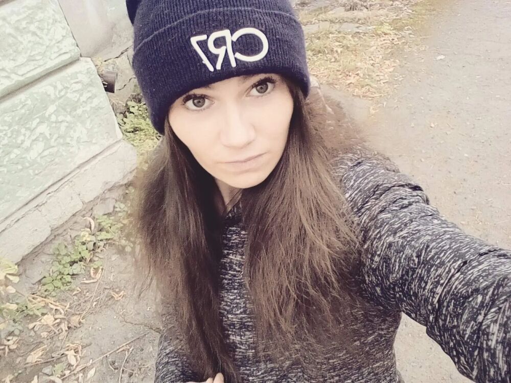  ,   Elena, 28 ,   ,   