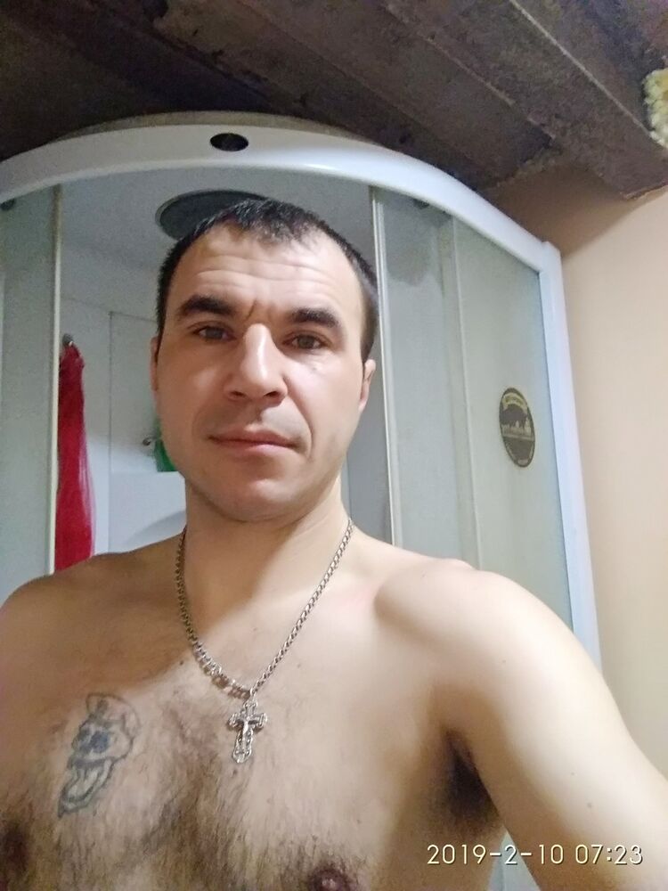  ,   Valerii, 40 ,   ,   , c 