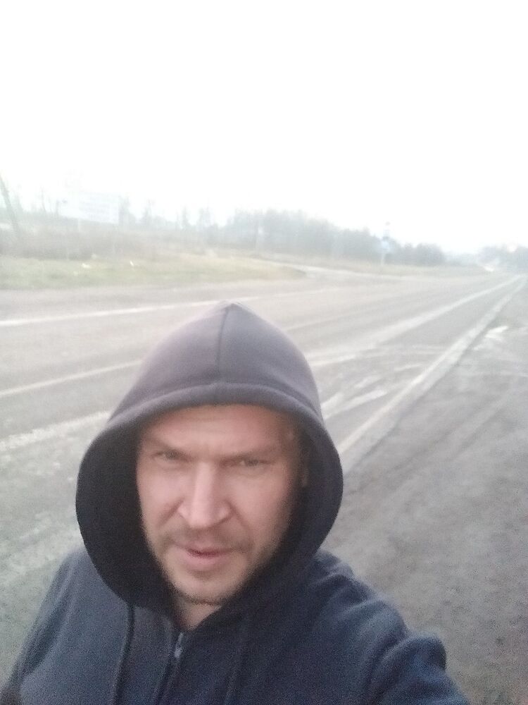  23190651  Alex, 41 ,    