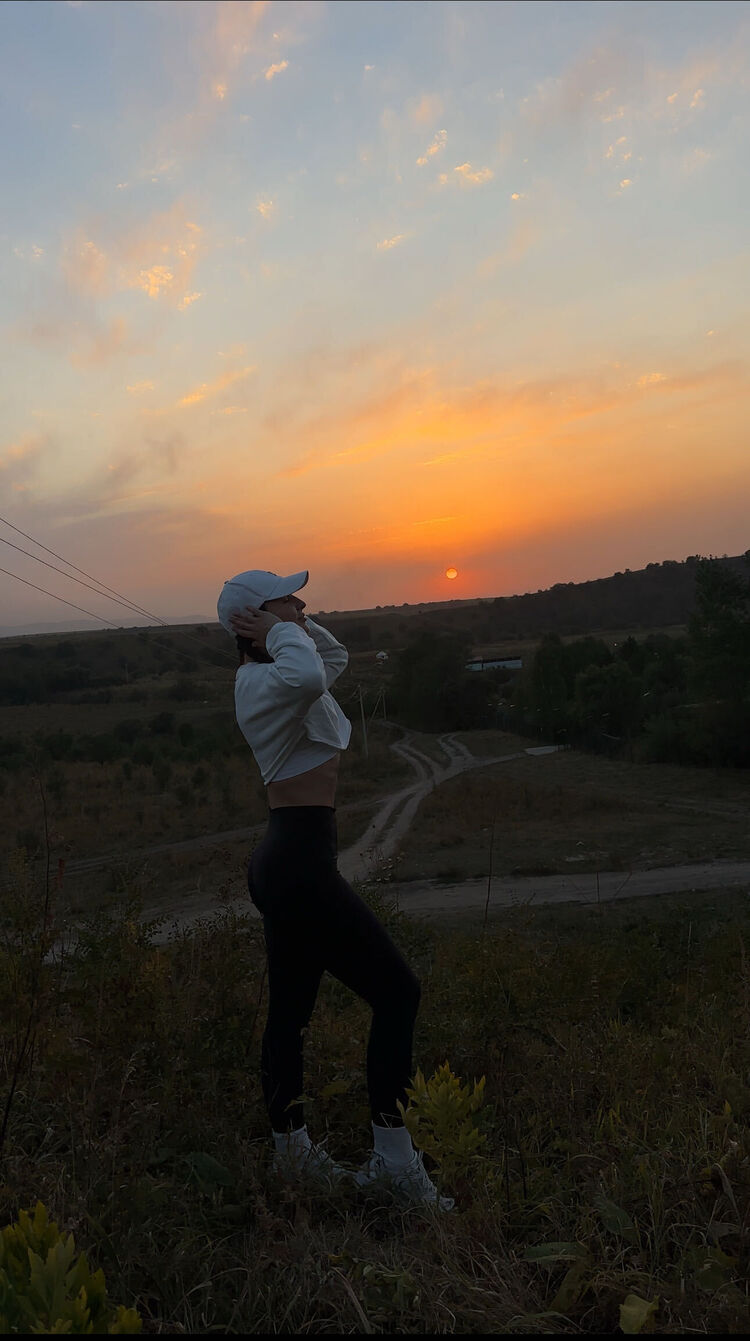  54263721  , 34 ,    -