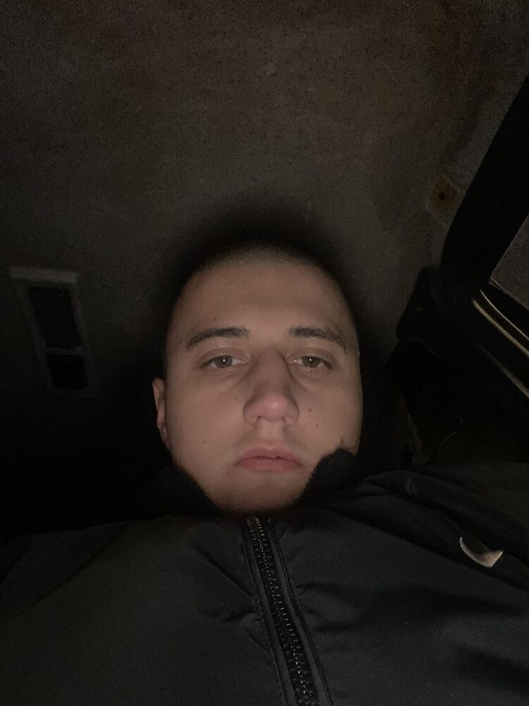  47688711  Shaykhullov, 25 ,    