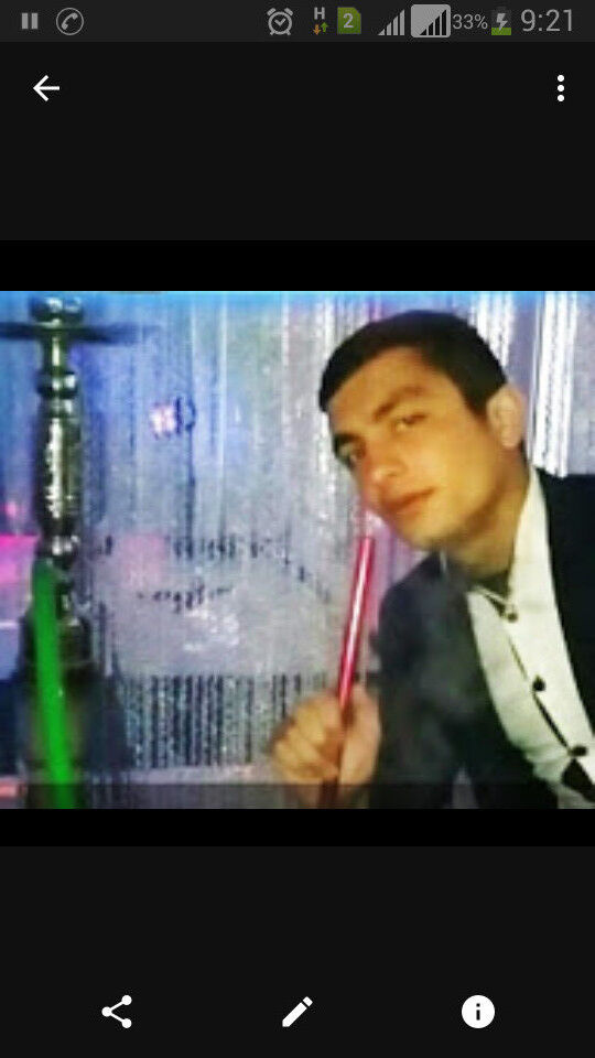  19539361  Nekruz, 29 ,    