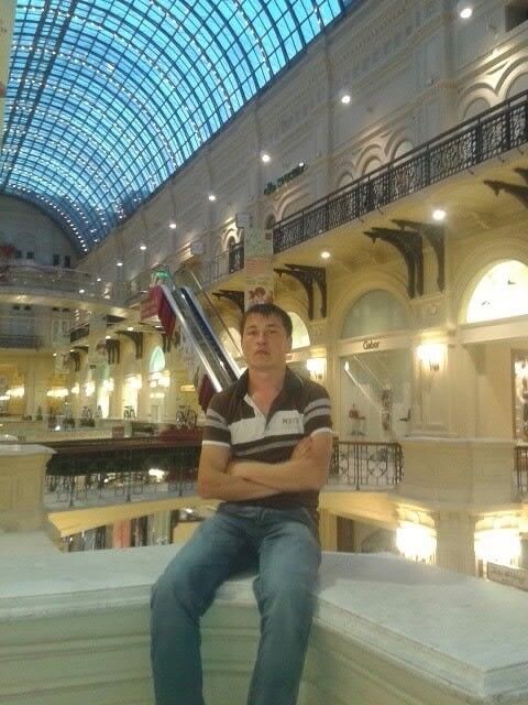  11489371  Nurbek, 37 ,    