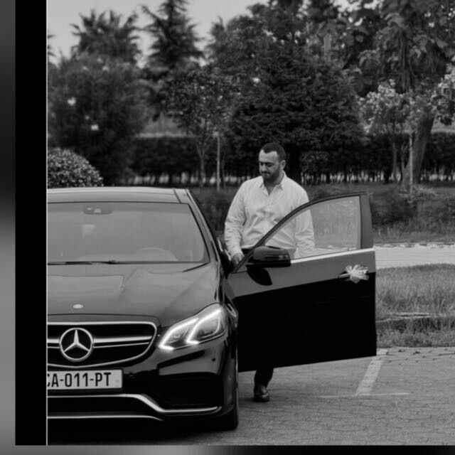  53885991  Gela, 32 ,    