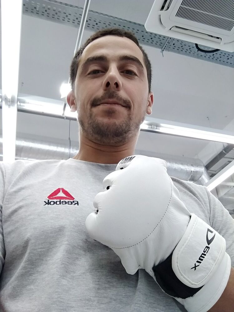 ���� 9833771 ������� �����, 38 ���, ���� ���������� � �����������