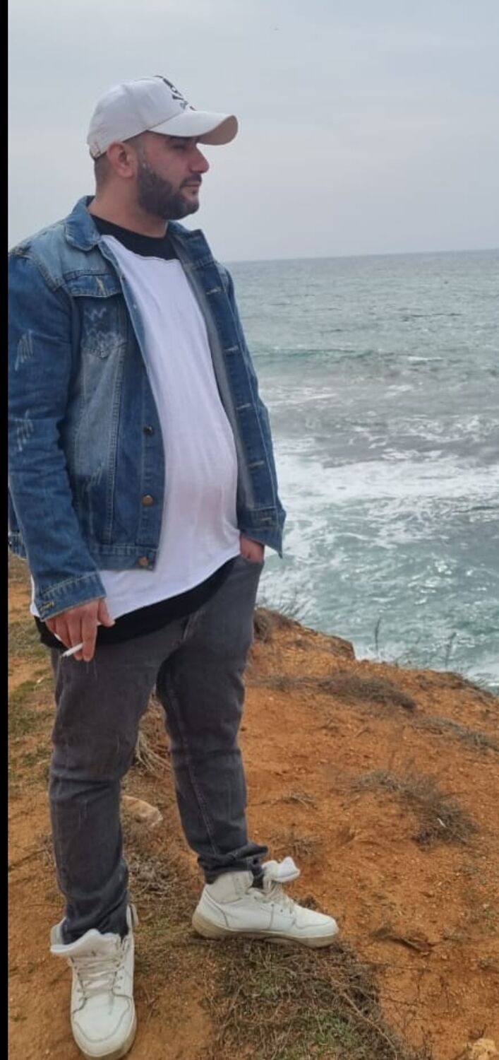  32944381  , 46 ,     
