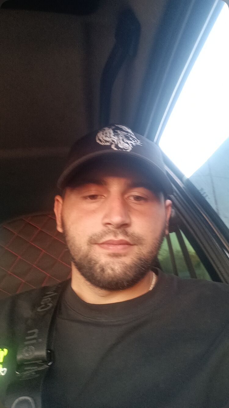  44593381  Boris, 26 ,    