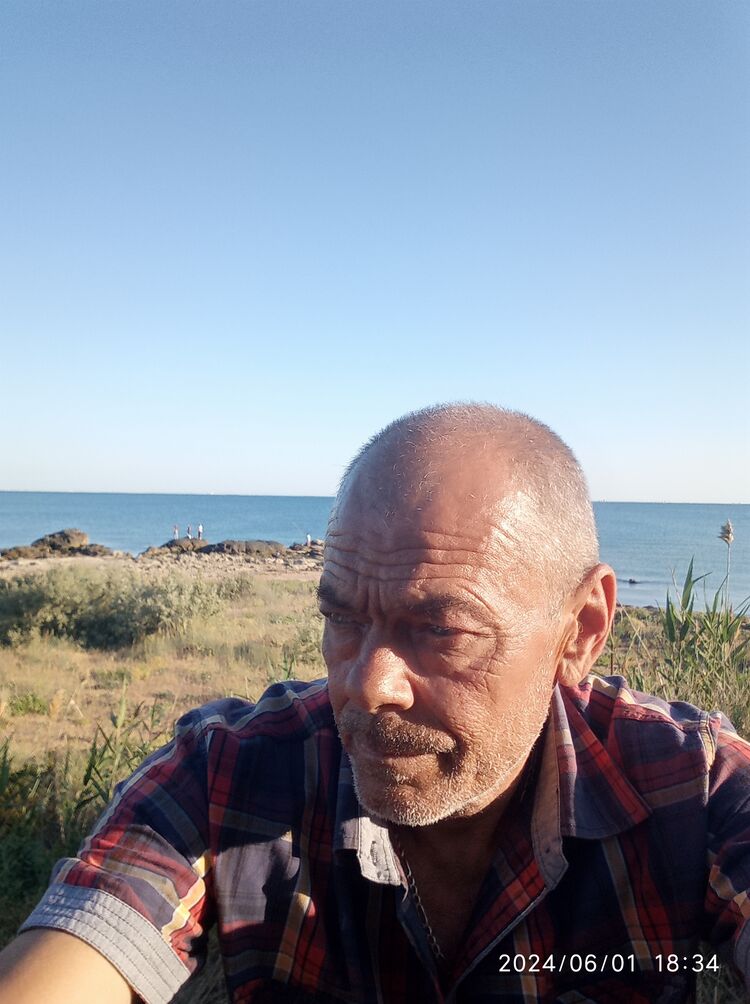  43693831  , 60 ,    