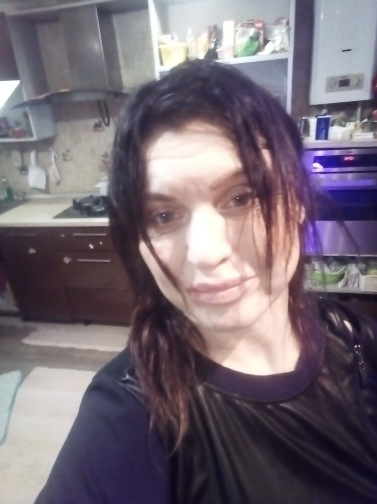  ,   Olga, 42 ,   ,   