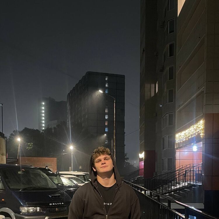  54275241  Laban, 20 ,    