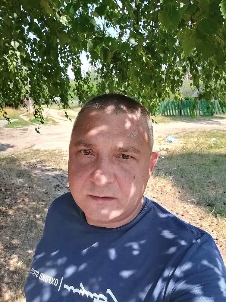  28048821  , 49 ,    
