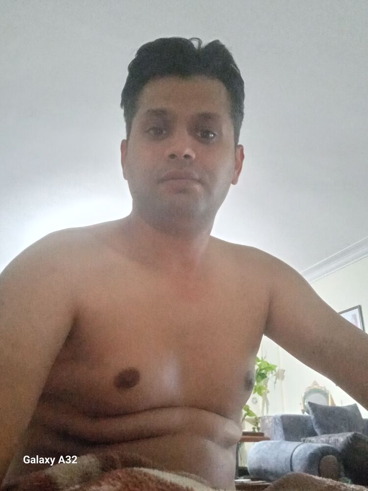  39445851  Sam, 31 ,    Kumasi
