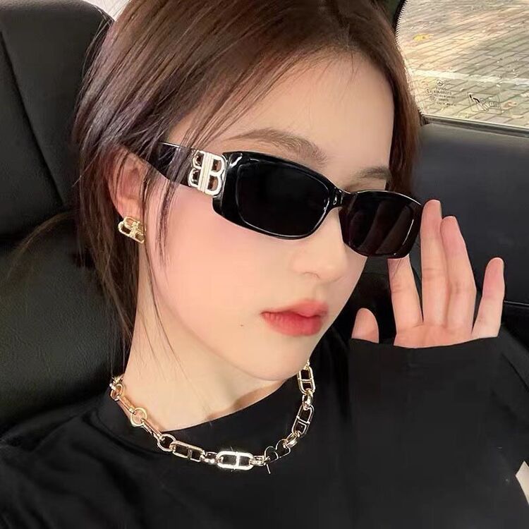  43405031  , 32 ,    