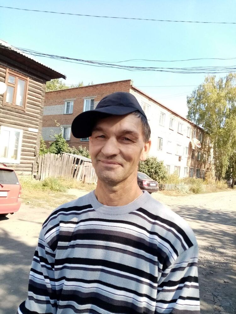  33646681  , 49 ,    