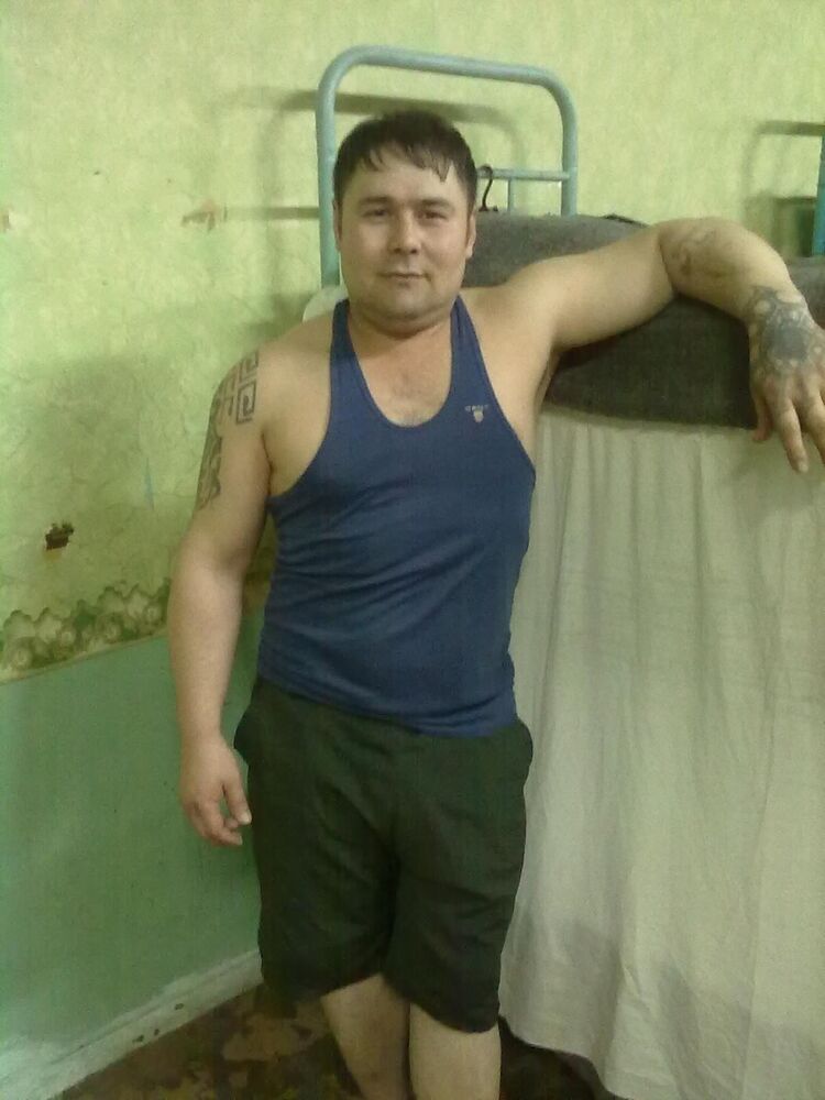  30418651  , 33 ,    