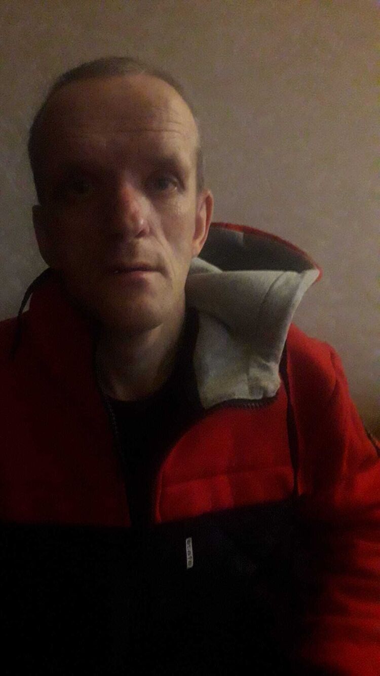  33746011   , 52 ,    