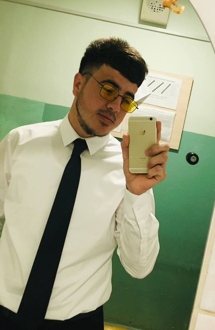  28975391  Aalan, 27 ,    