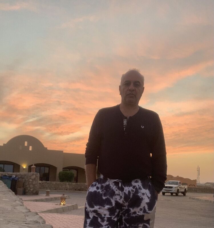  36332701  Karim, 50 ,    Al Ghardaqah