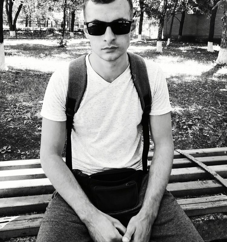  21963771  Vitalik, 29 ,    