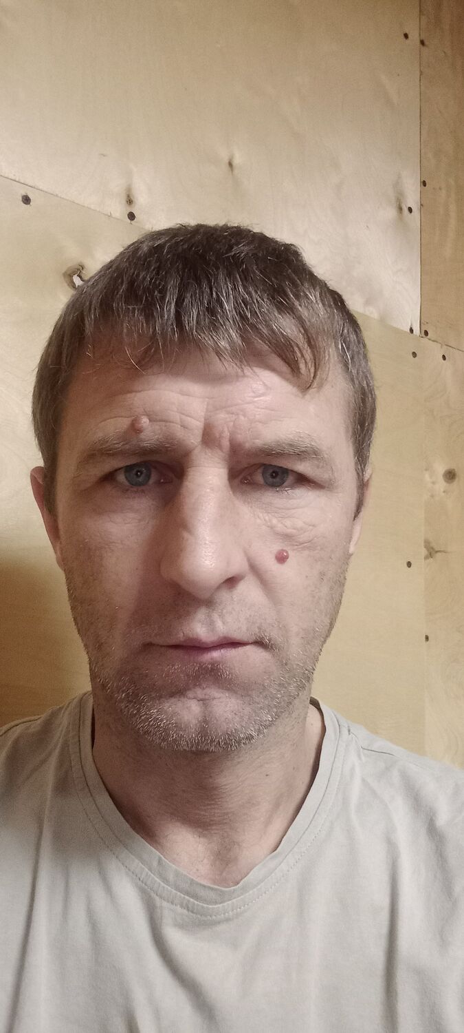  30662261  Oleg, 43 ,    