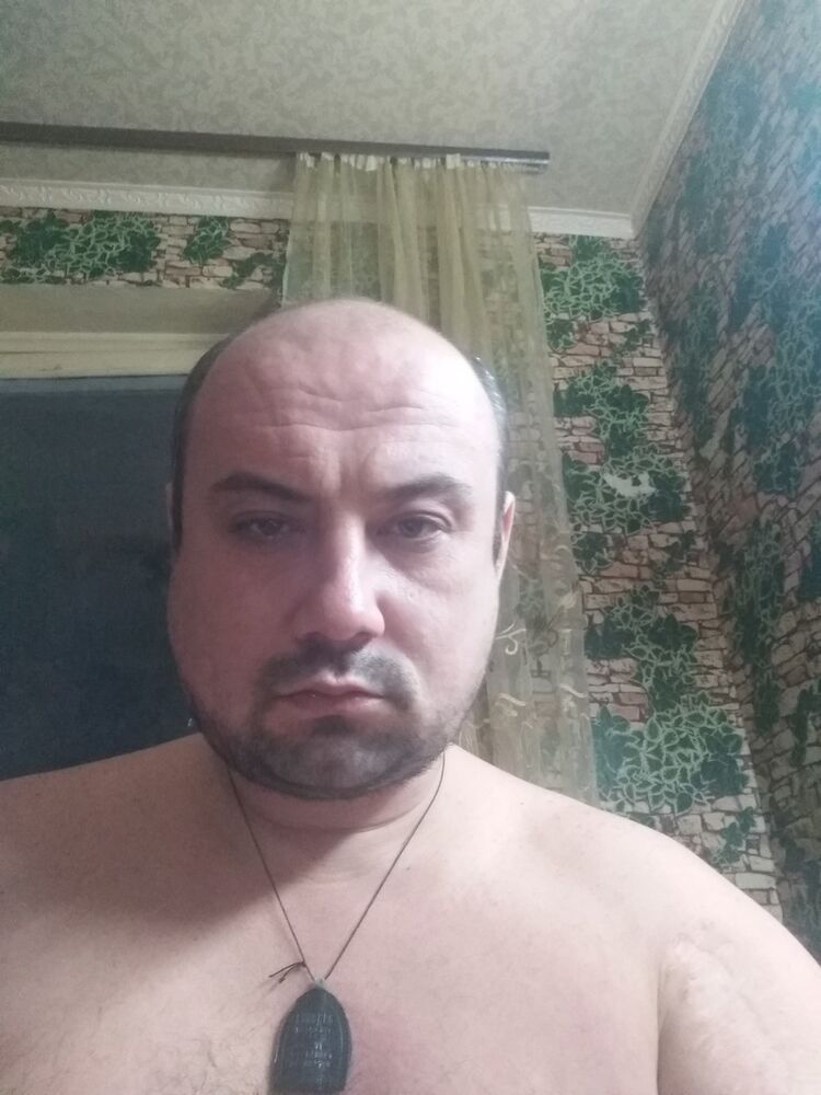  18529011  , 40 ,    