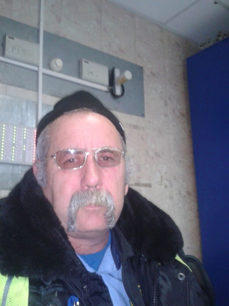  6887051  Ivan, 63 ,    