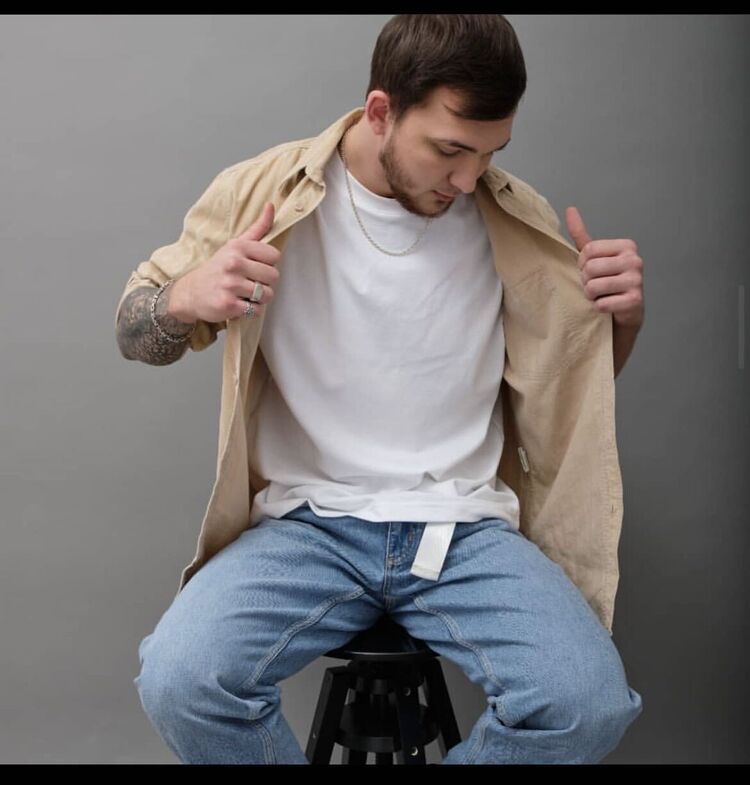  36510771  Daniil, 26 ,    
