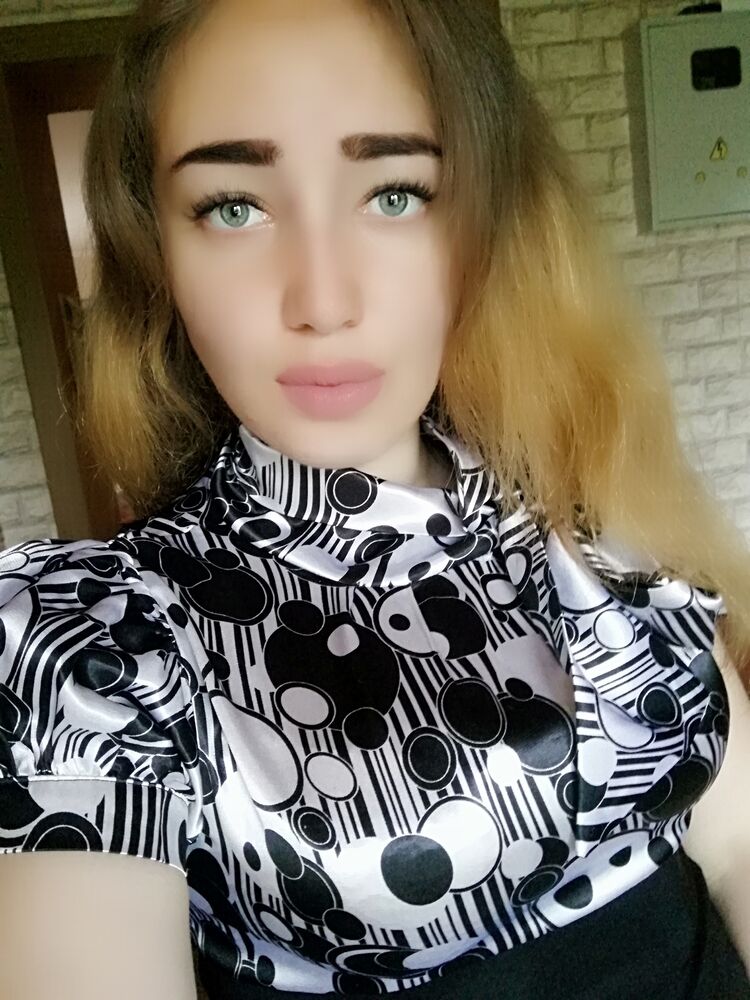  49567331  , 25 ,    