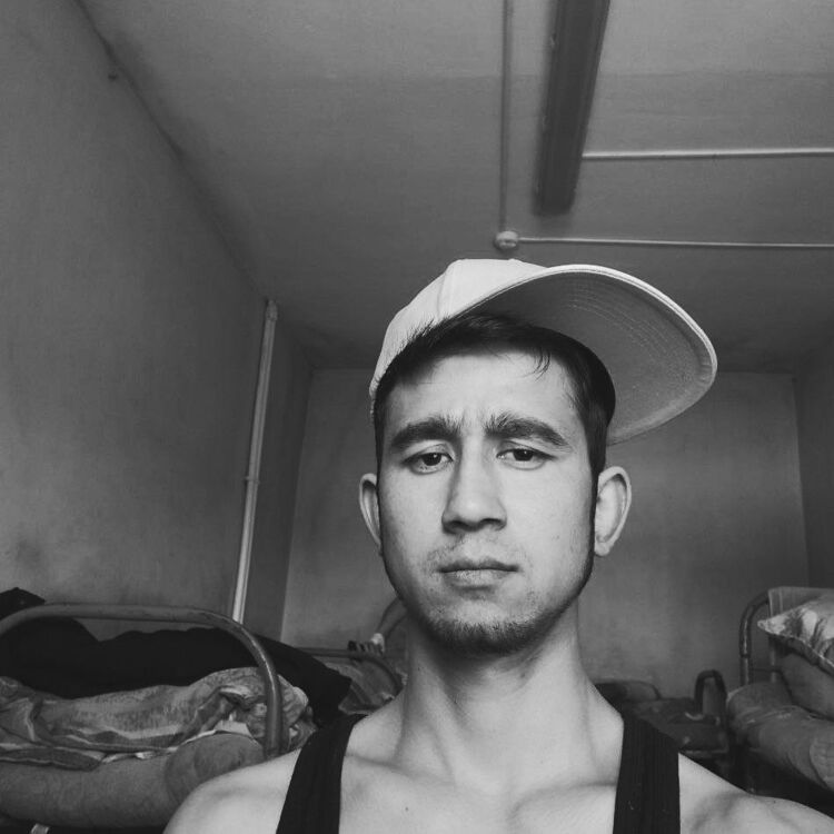  47929371  Alek, 27 ,    