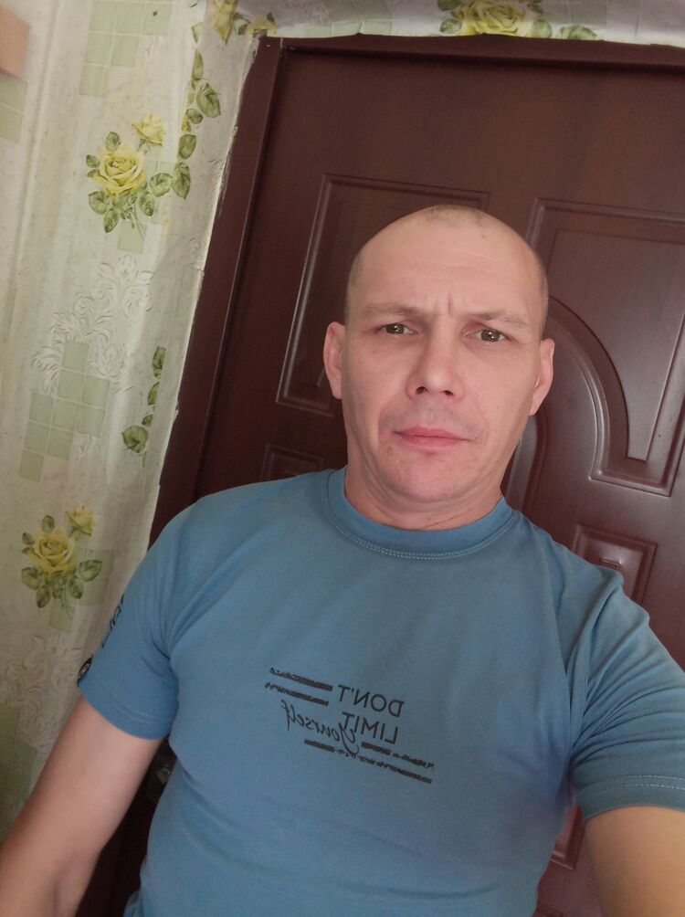  46703441  , 41 ,    