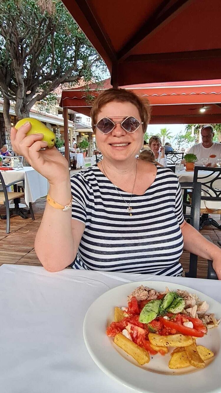  ,   Galyna, 61 ,     , c 