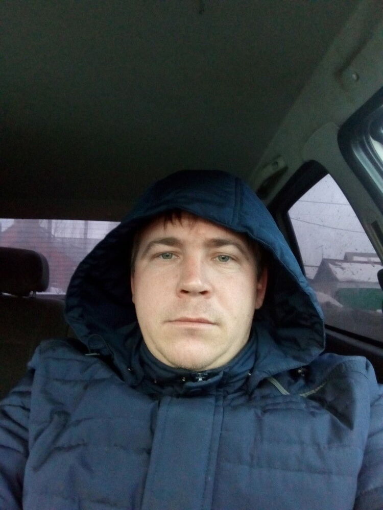  ,   Mikhail, 42 ,   ,   , c 