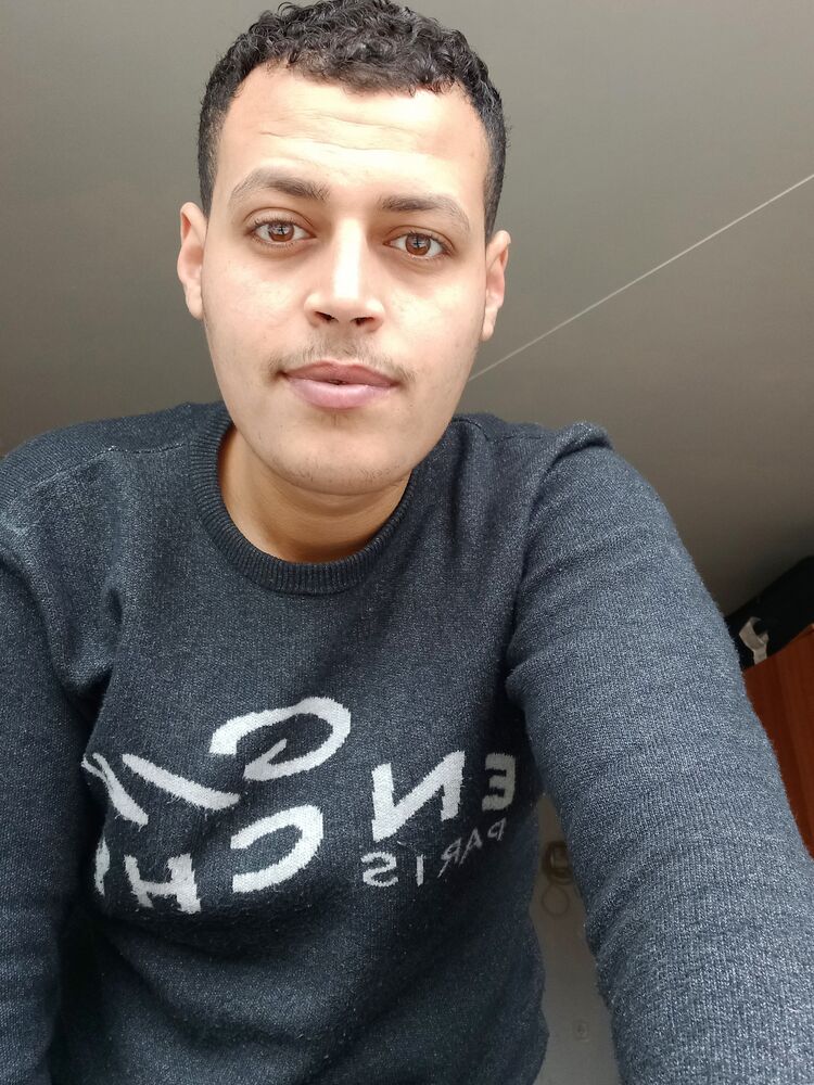  28531141  , 27 ,    