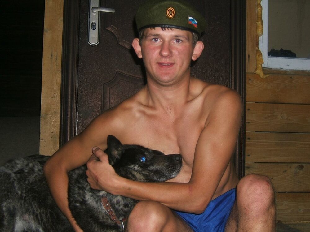  ,   Petr, 33 ,   