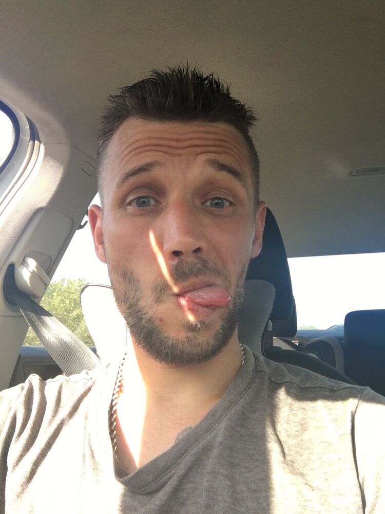  45758781  , 31 ,    
