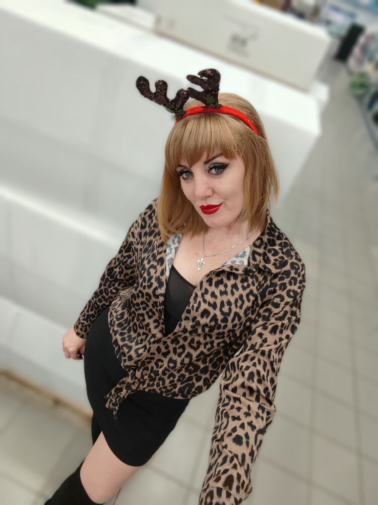  54599651  Lanka, 42 ,    -