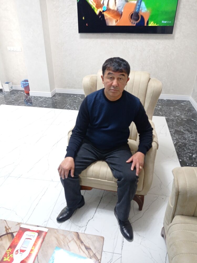  47523971  Ali Khan, 46 ,    