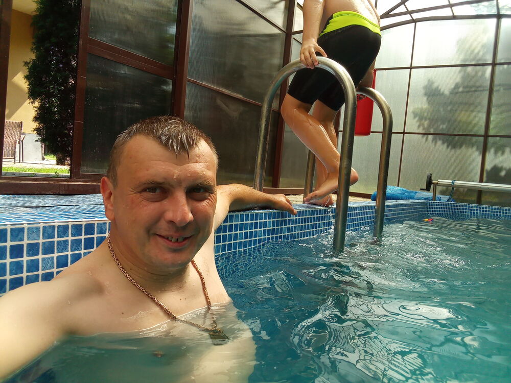  ,   Nikolay, 48 ,   ,   , c , 