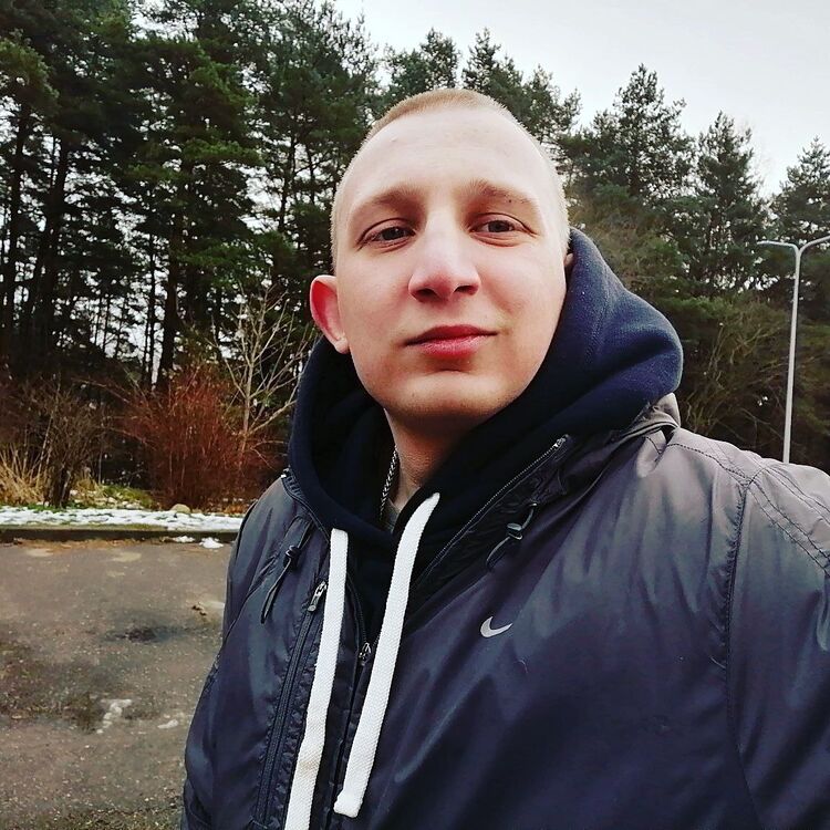  41717241  , 27 ,    