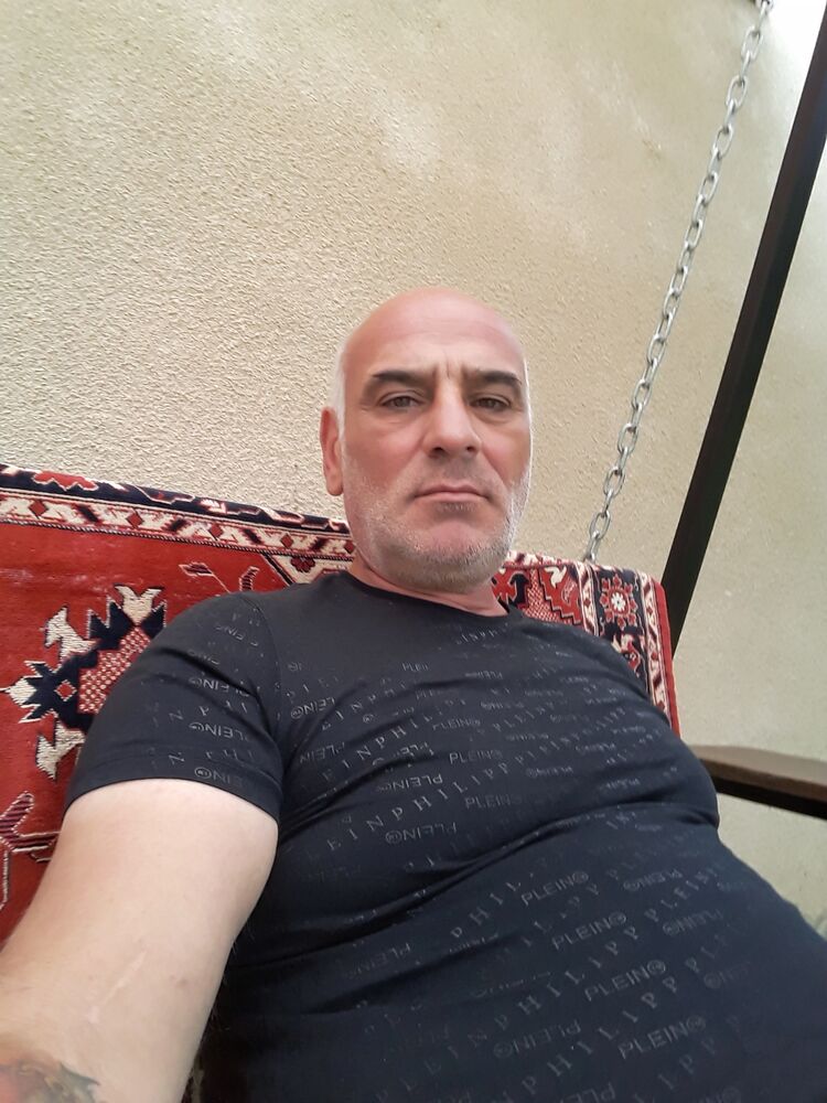  23536381  Temur, 56 ,    