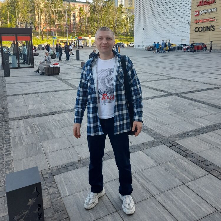 ���� 23685781 ������� �����, 37 ���, ���� ���������� � ������������