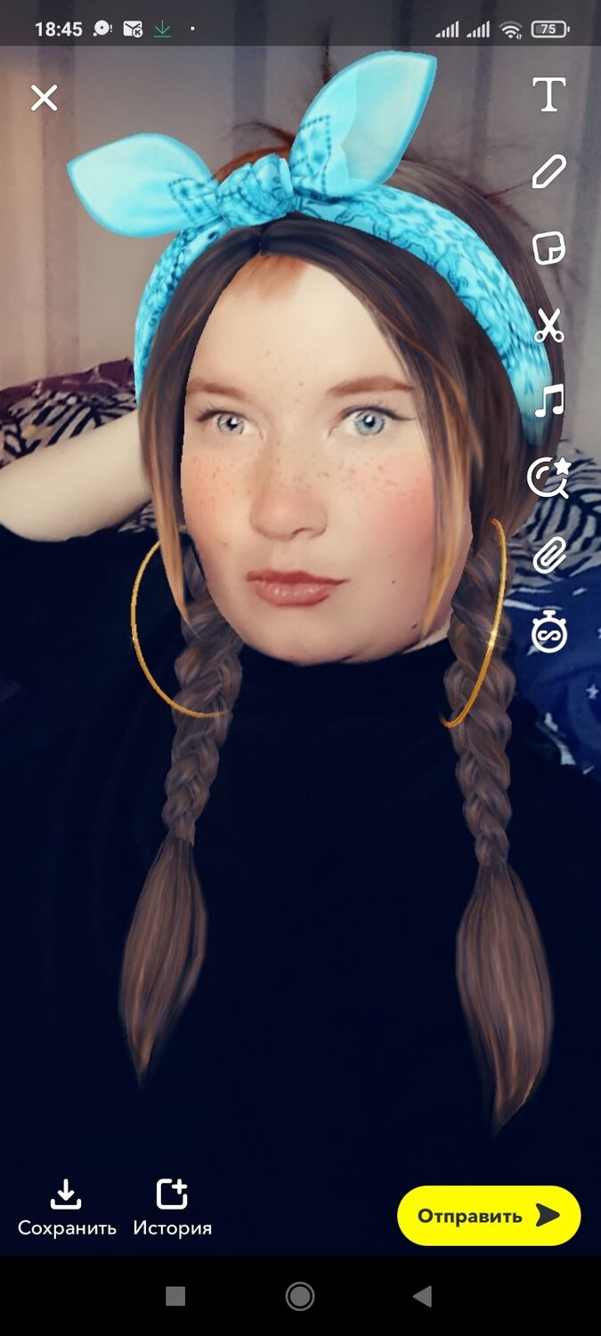  25710741  Anna, 33 ,    