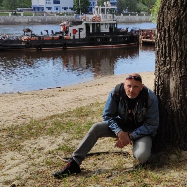  44406821  Sergey, 55 ,    
