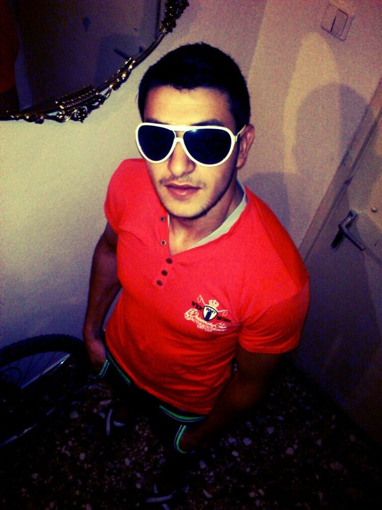  ,   Araik, 32 ,   ,   , c 