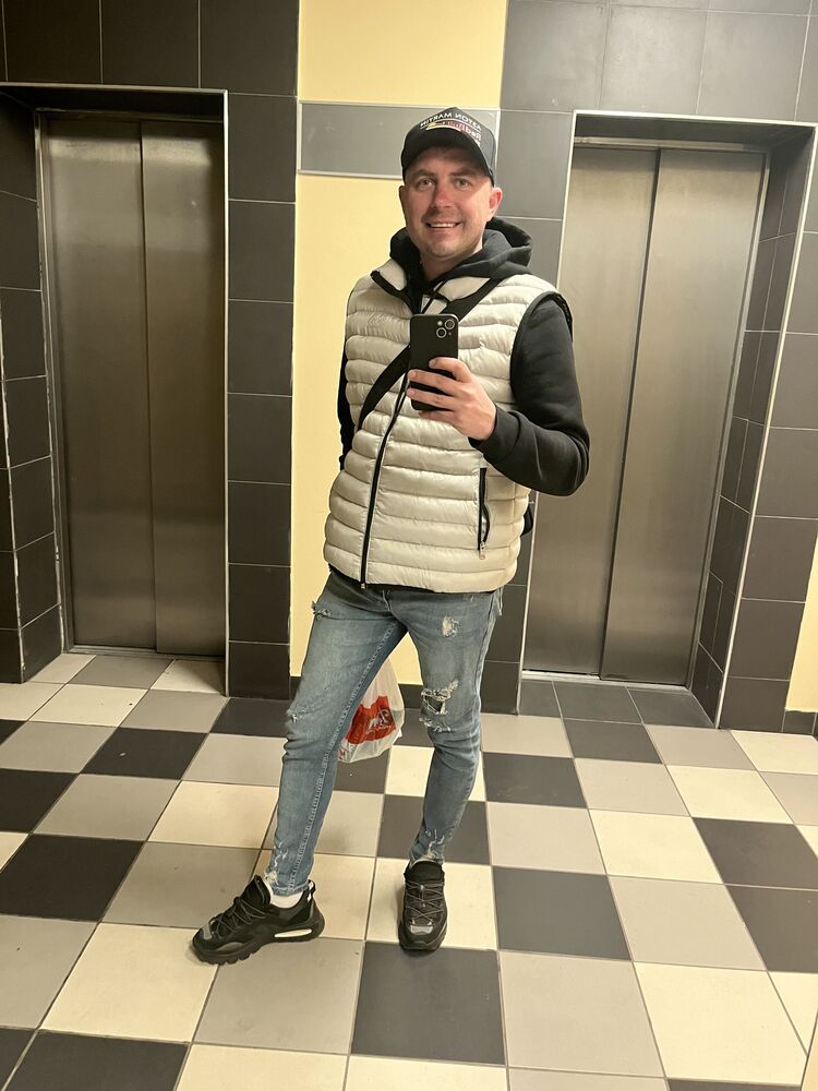  34276701  , 40 ,    