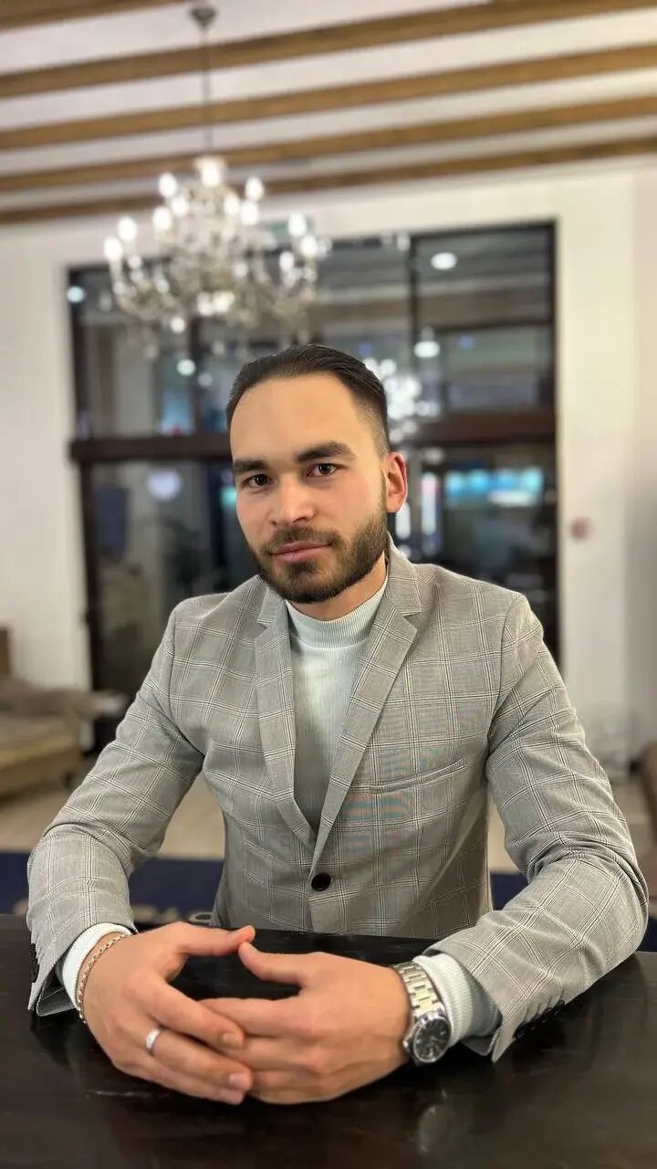  41219811  Lins, 31 ,    