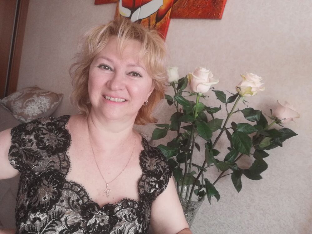  ,   Elena, 61 ,     , c 