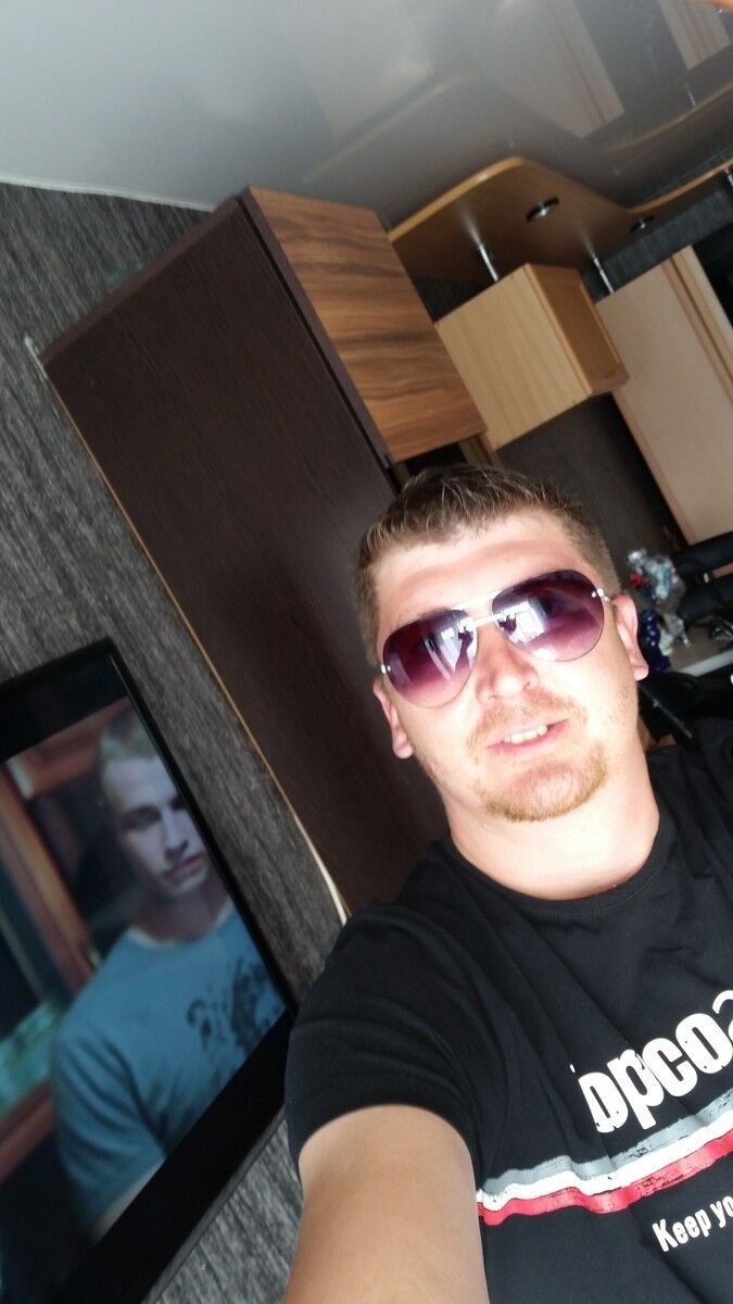  10282371  ApeX, 43 ,    --