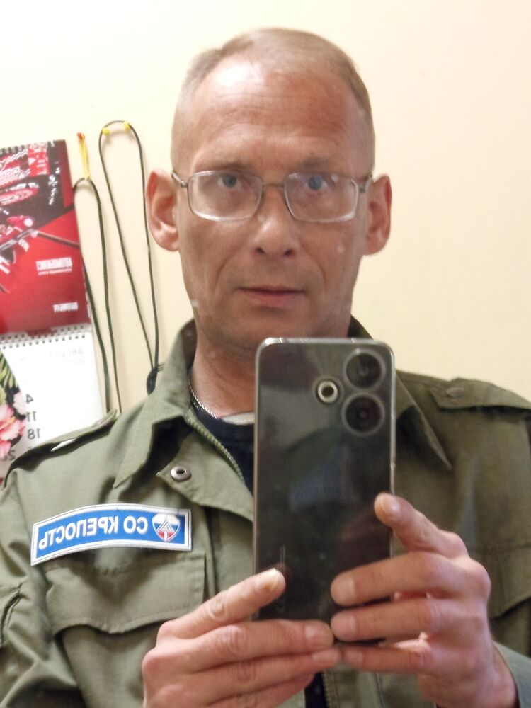  53974671  Polan, 47 ,    