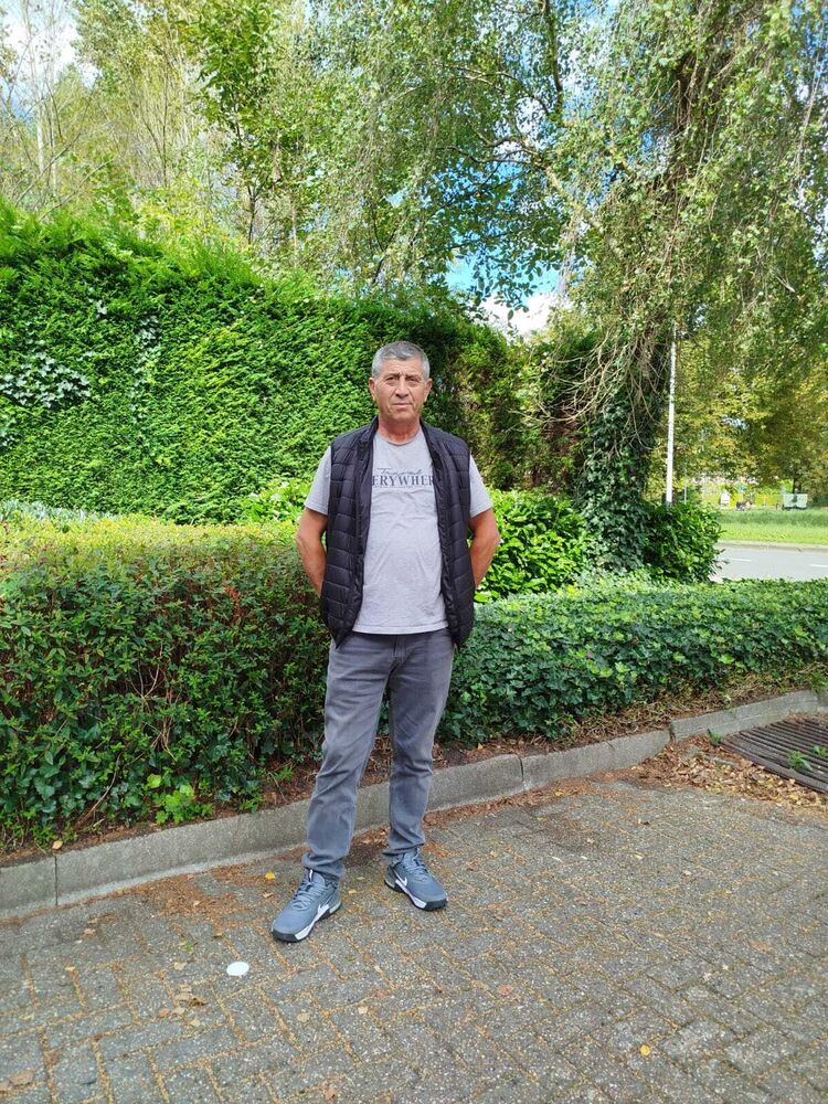  46192311  Mehmet, 52 ,    Antwerp